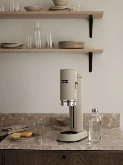 Aarke Muut Keittiön Pienkoneet|hiilihapotuslaite Carbonator Pro, sand