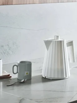 Alessi Kahvi Ja Kuumat Juomat|Plisse vedenkeitin 1 L valkoinen