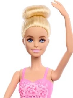 Barbie Nuket Ja Kotileikki|ballerina nukke