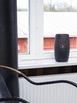 By Rydéns Colby pöytävalaisin hiekanmusta><noscript><img width=
