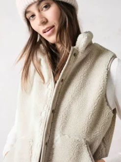 teddyliivi 220252><noscript><img width=