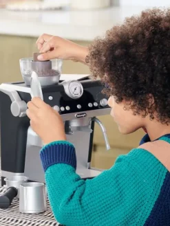 DeLonghi Nuket Ja Kotileikki|leikkikahvikone Casdon
