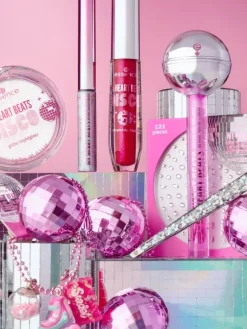 Essence Meikit|huulipuna MY HEART BEATS DISCO glitter switch 01