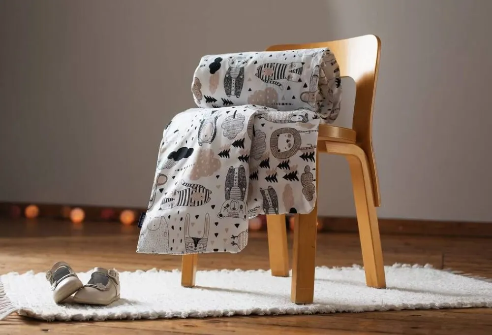Familon Lastenhuone|Vuodetekstiilit|Kaverit Organic vauvan pl+tl setti 85x125/35x45 kaakao
