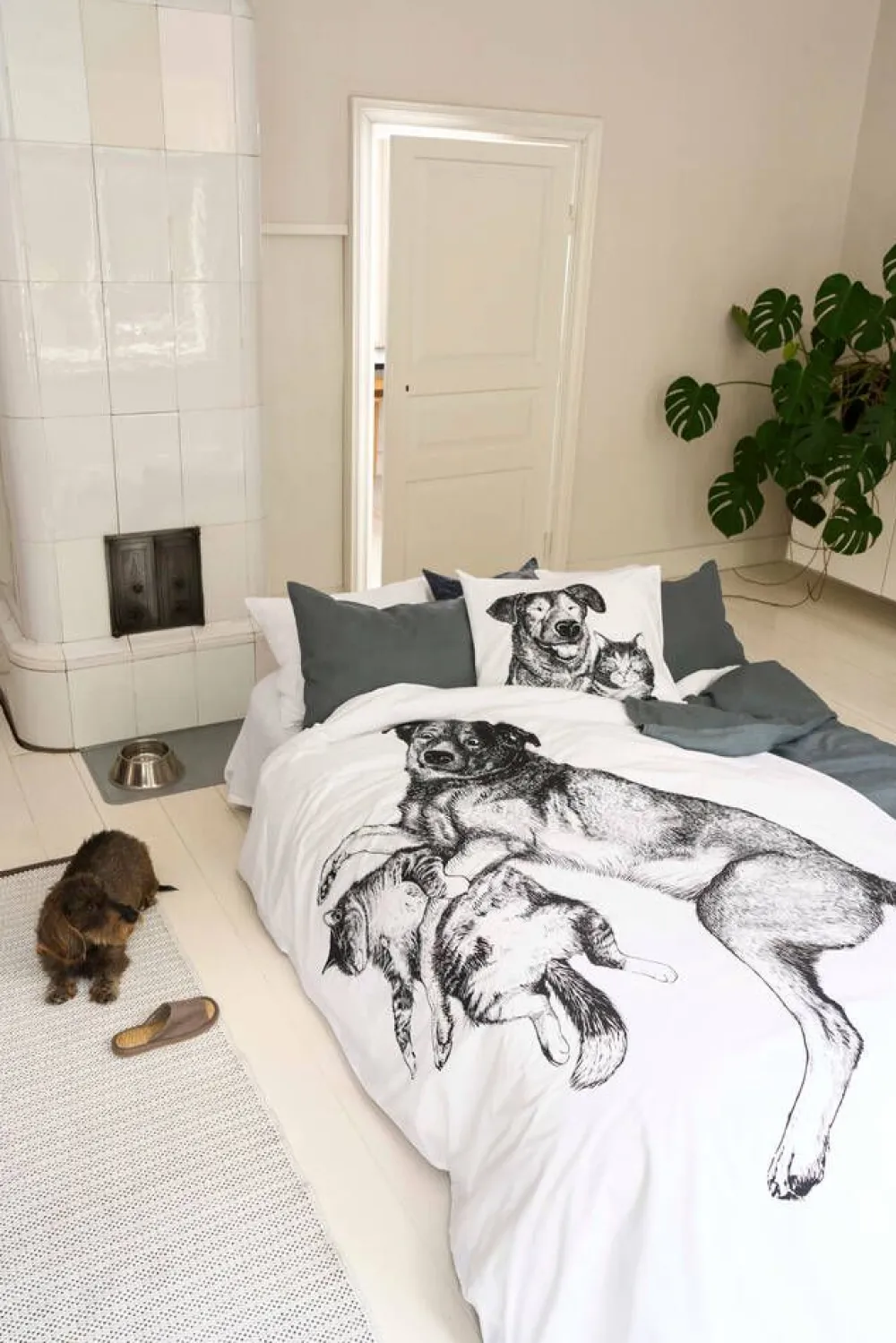 Finlayson Vuodetekstiilit|pussilakanasetti Selviytyjät 150x210+50x60 musta/valkoinen