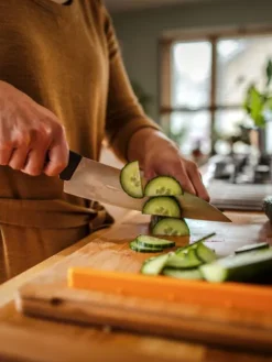 Fiskars Veitset Ja Leikkuulaudat|Functional Form kokinveitsi iso 20 cm