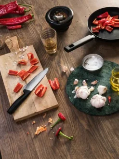 Hard Edge kokkiveitsi>Fiskars Discount