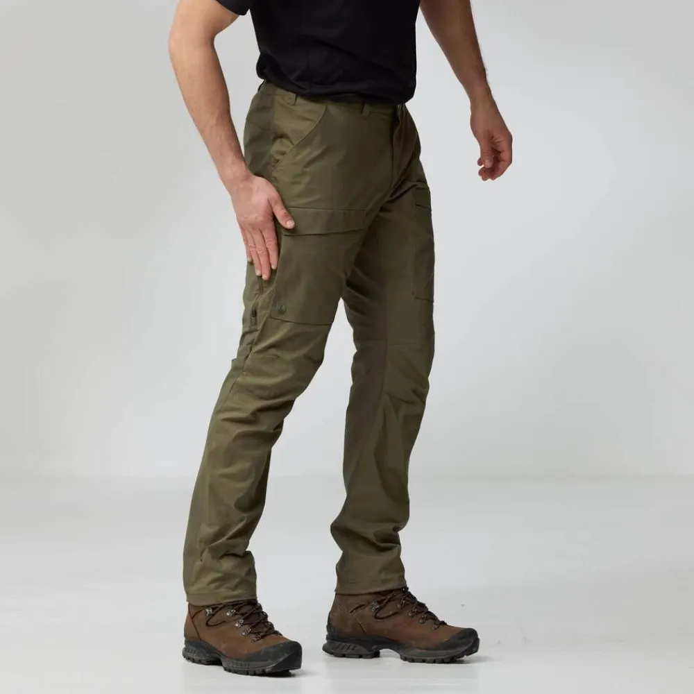 Fju00e4llru00e4ven Vaellus- Ja Metsästysvaatteet|Ulkoilu|Fjällräven housut Abisko Hybrid Trail Trs 550 Black