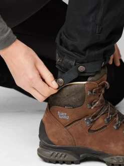 Fju00e4llru00e4ven Vaellus- Ja Metsästysvaatteet|Ulkoilu|Fjällräven housut Keb Trousers W 550 Black