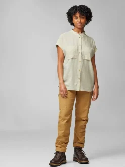 Fju00e4llru00e4ven Paidat, Neuleet Ja Topit|Fjällräven paita Övik Hemp Shirt SS W 244 Suede Brown