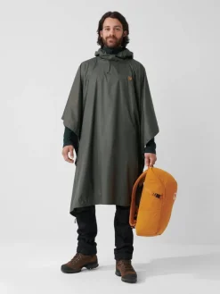 Fju00e4llru00e4ven Ulkoilu|Fjällräven sadeviitta Poncho