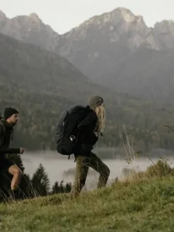 Fju00e4llru00e4ven Shortsit|Housut|Fjällräven shortsit Abisko Trail Stretch Shorts 555 Dark Navy