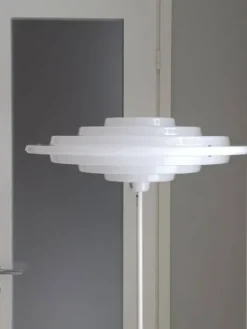 Fosto Sisustusvalaisimet|Luoto Ø 660 mm lattiavalaisin opal