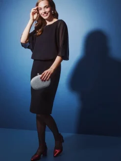 mekko Bella><noscript><img width=