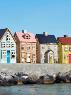 IB Laursen Lyhdyt Ja Kynttilänjalat|talolyhty Nyhavn keltainen ovi