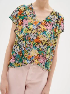 pusero TangelaIW Top><noscript><img width=