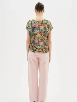 pusero TangelaIW Top><noscript><img width=