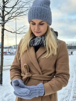 pipo Elsa><noscript><img width=