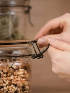 Maku Ruoansäilytys Ja Järjestys|säilytyspurkki patenttikannella 0,9L