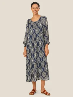 mekko MaNazario>Masai Clearance