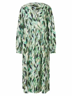 mekko MaNoemma><noscript><img width=