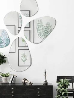 Mirrors and More Kellot Ja Peilit|muotopeili Isabella 30 x 40 cm