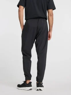 treenihousut Sport Essentials Woven Jogger><noscript><img width=
