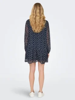 mekko Onlemilie><noscript><img width=