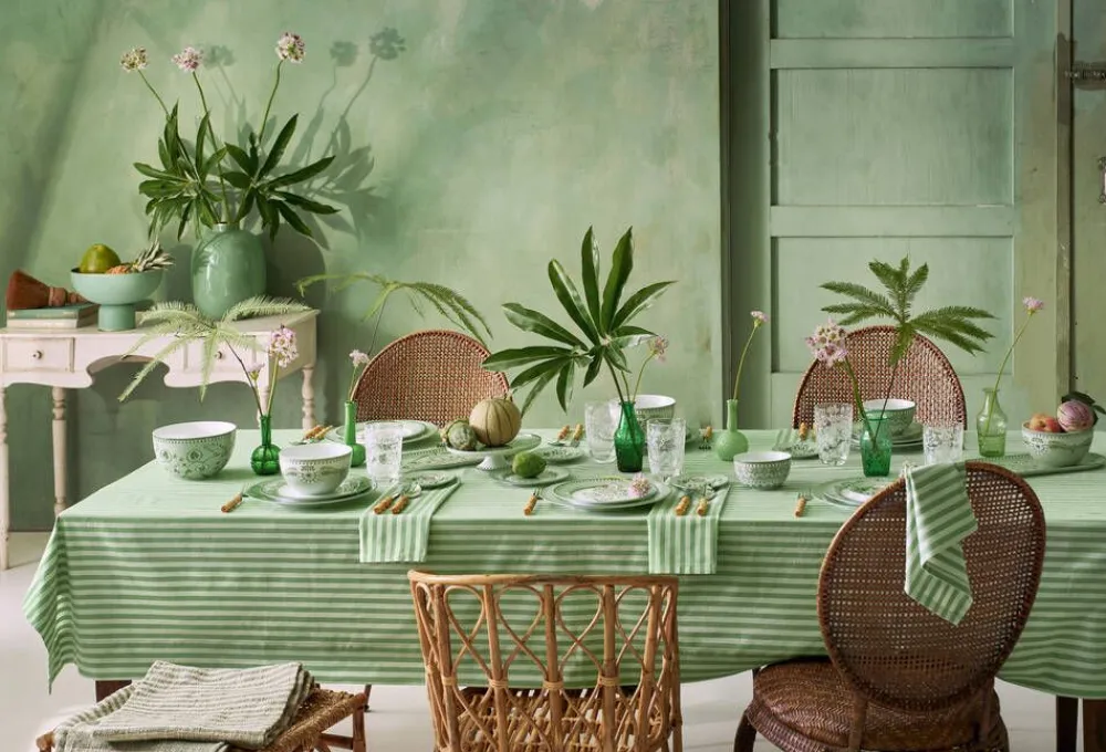 Pip Studio Keittiötekstiilit|pöytäliina Stripes 160x250 cm Light Green