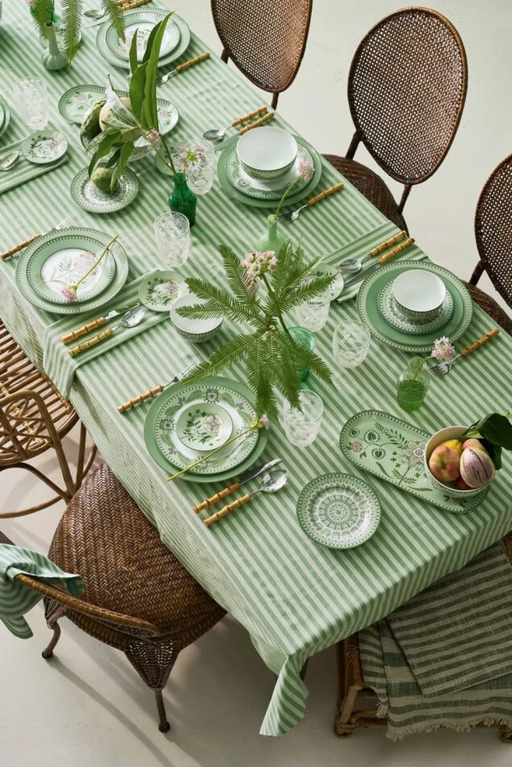 Pip Studio Keittiötekstiilit|pöytäliina Stripes 160x250 cm Light Green