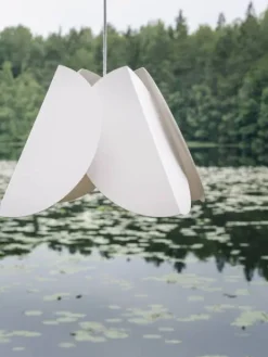 Lehmus L design-riippuvalaisin mattavalkoinen><noscript><img width=