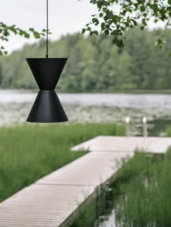 Länsi designriippuvalaisin musta><noscript><img width=