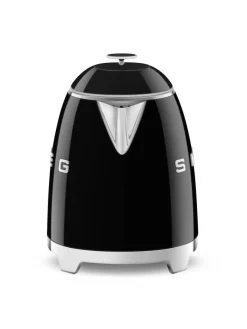 vedenkeitin KLF05BLEU 0,8 L musta>Smeg Hot