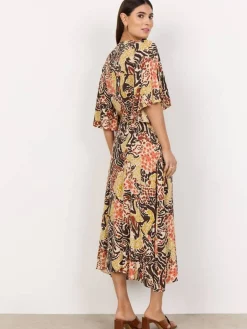 mekko Rosaela 4><noscript><img width=