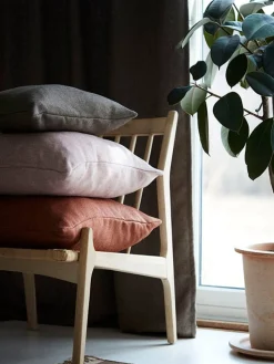 tyynynpäällinen Greenwich 45x45 cm nougat><noscript><img width=