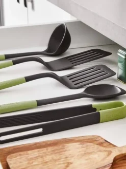 Tefal Keittiötarvikkeet|paistolasta leikkuureunalla Essential 2in1