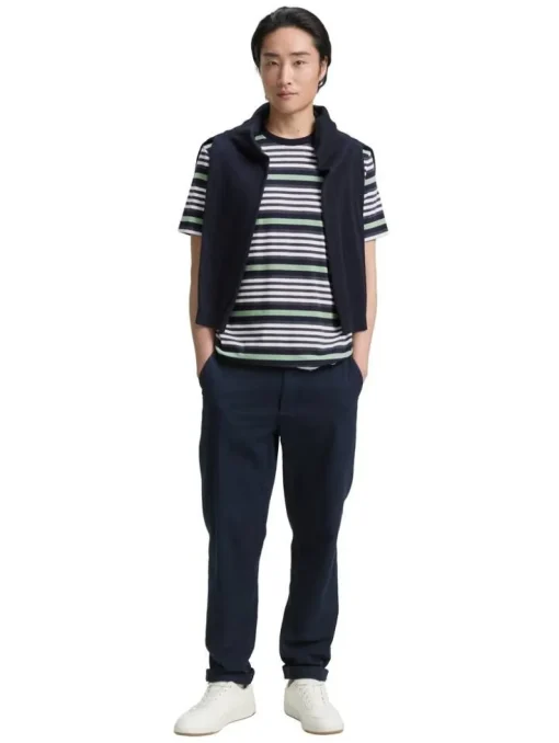 T-paita 1047777 Regular fit><noscript><img width=