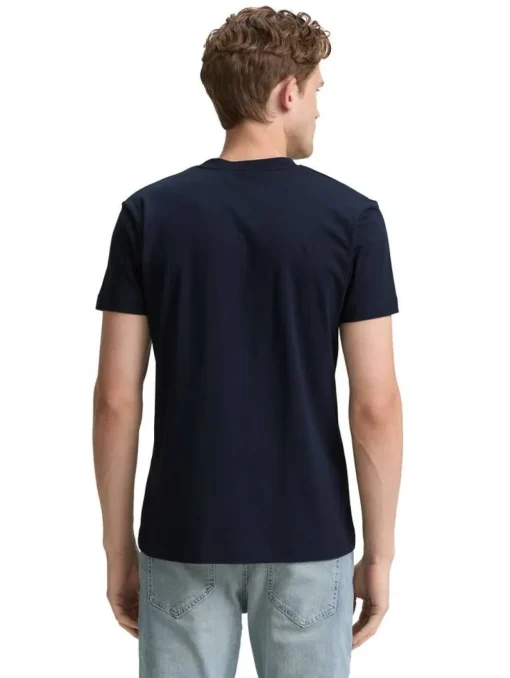 t-paita1047806  Fitted><noscript><img width=