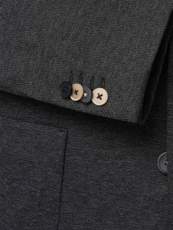 blazer 554377200><noscript><img width=