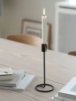 Villa Collection Lyhdyt Ja Kynttilänjalat|kynttilänjalka 23,5 cm musta rauta
