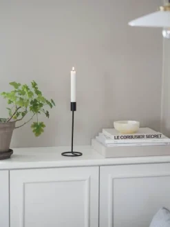 Villa Collection Lyhdyt Ja Kynttilänjalat|kynttilänjalka 23,5 cm musta rauta