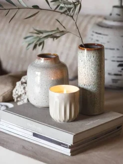 Like Perlemor Kynttilä 8,5x8,5x9cm Sand Home><noscript><img width=