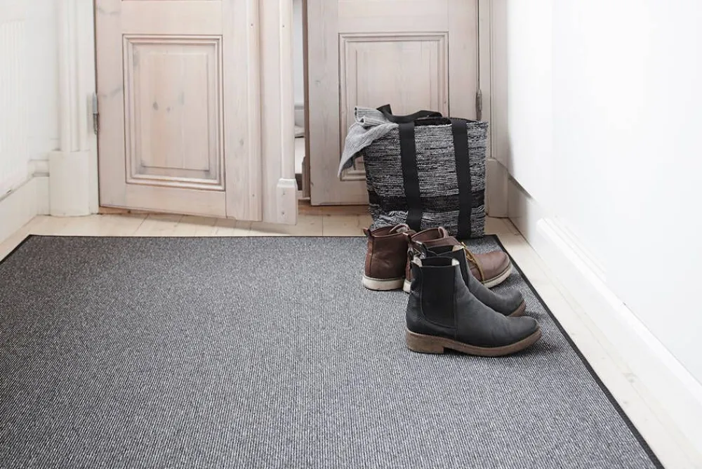 Balanssi 98 tummanharmaa, 160*230 cm, kantti 5460>VM-Carpet