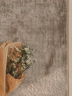 Basaltti 410 beige ø 240 cm, kantti 5979>VM-Carpet Hot