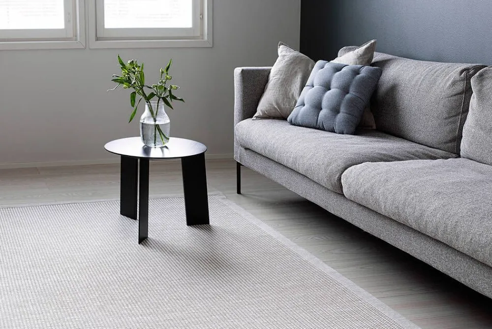 VM-Carpet Keskilattiamatot|Lyyra 52 valkoinen 200*300 cm, kantti 1