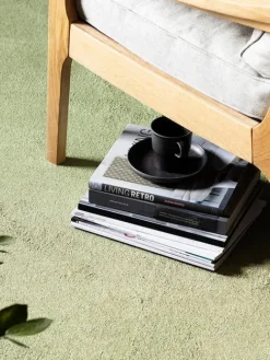 Satine 572 vihreä, Ø 133 cm, kantti 5784>VM-Carpet Sale
